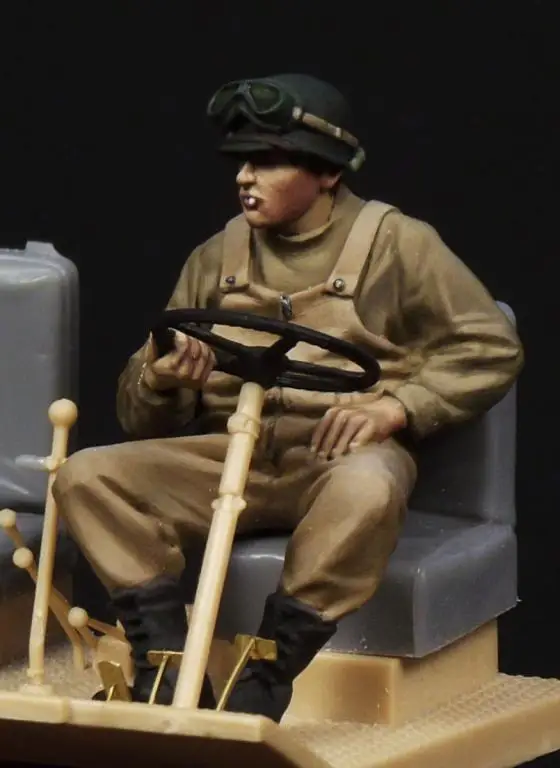 

1/35 Resin Figure Model Kits US White 666 Truck Driver for Hobby Boss Kit Unassembled unpainted