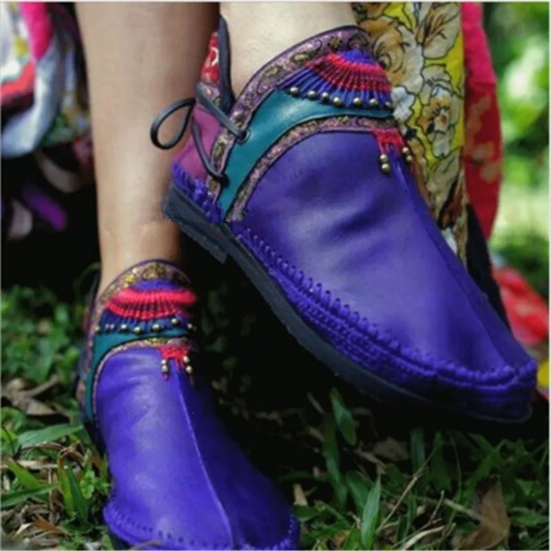 

2019 New Women Genuine Leather Short Boots Winter Short Boots Retro Casual Boot Hand-Stitched Flowers Shoes Ethnic Style Blue