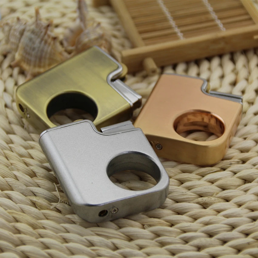 

Ring Rotation Butane Gas Lighter Grinding Wheel Cigarette Ignition Portable Lighters for Smoking,BBQ,Camping,Lighting