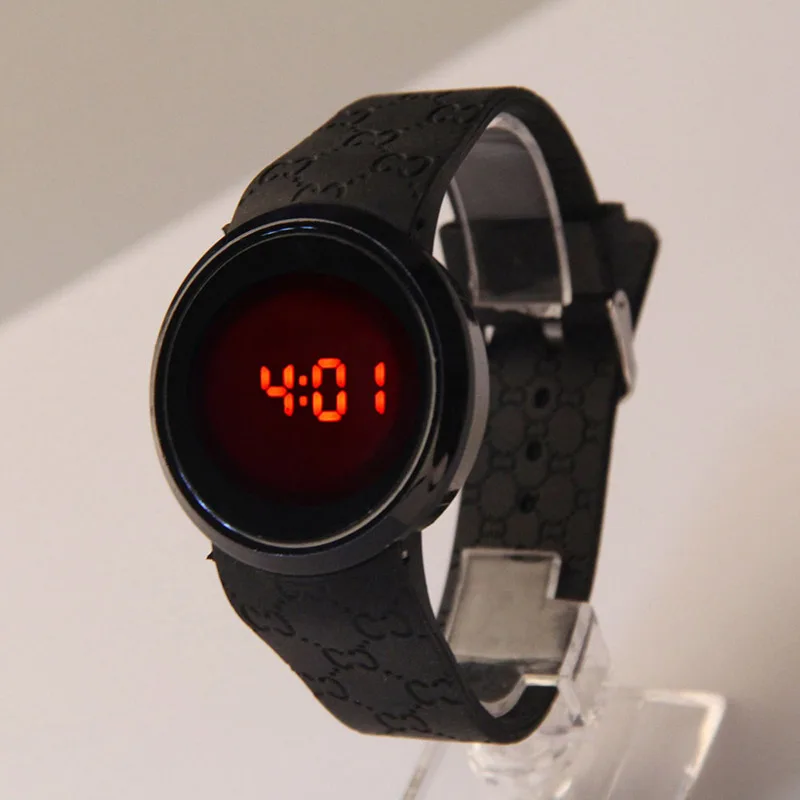 

Hot Sell New Fashion Silicone Strap Touch Screen LED Watch Sports Watch Display Time Date Digital Wristwatches PT