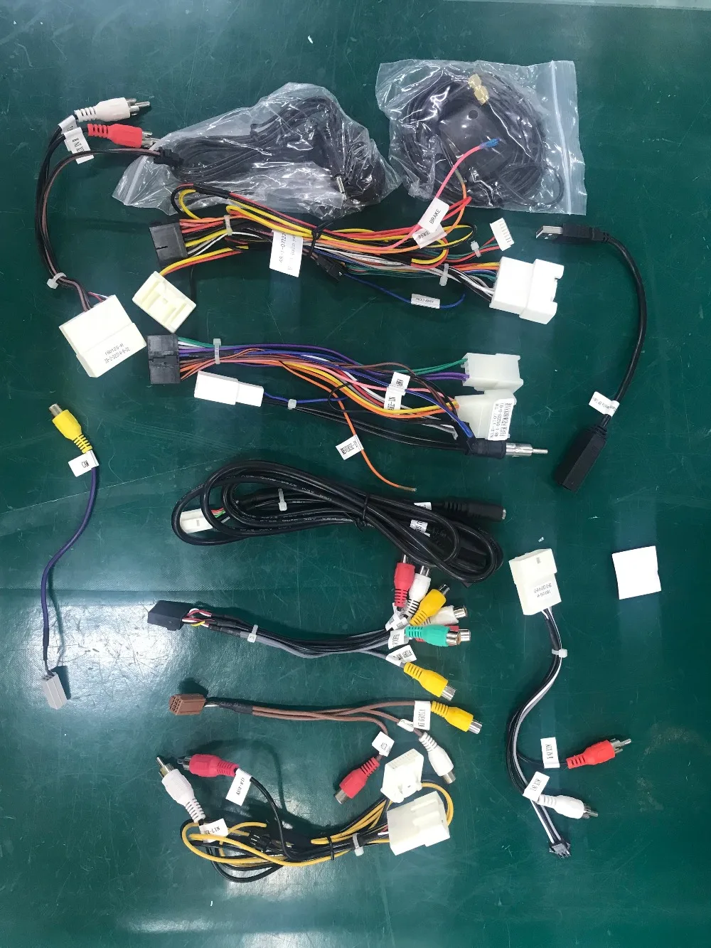 Perfect OTOJETA GPS navigation Car android 8.0 Octa core 4Gb ram 32gb rom radio player for toyota Avalon 2008-2010 auto stereo carplay 1