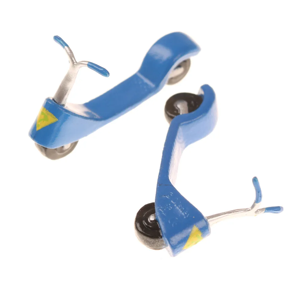 2 قطعة/المجموعة الأزرق دمية سكوتر الأطفال طفل هدية لعبة 1:12 دمية مصغرة الأثاث مصغرة Rement إكسسوارات دمي