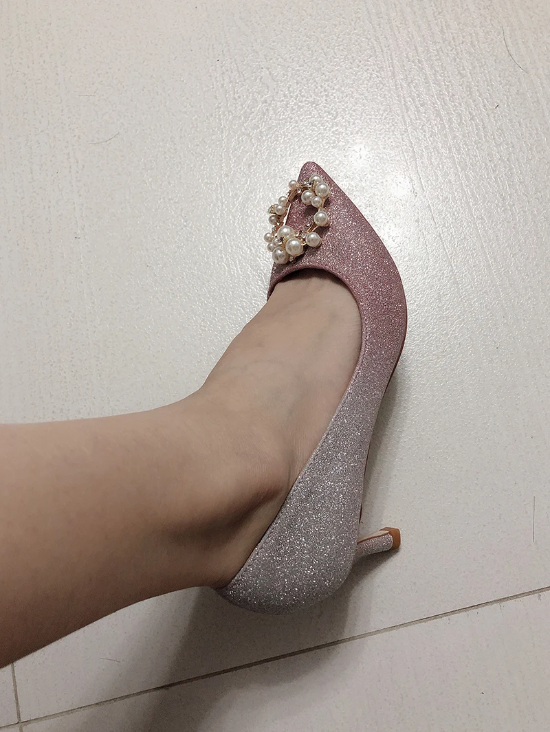 Туфли-лодочки для вечерние, блестящие женские свадебные туфли с острым носком, украшенные кристаллами, сверкающими розовыми шрамами, золотистые туфли на высоком каблуке, украшенные жемчугом и стразами