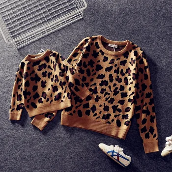

2019 Autumn Family Matching Sweaters Leopard Mommy and Me Clothes Mother Son Outfits Long Sleeve Mother Father Baby Shirts