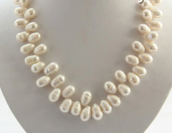 

RHJ00127 classic big baroque white freshwater cultured pearl necklace