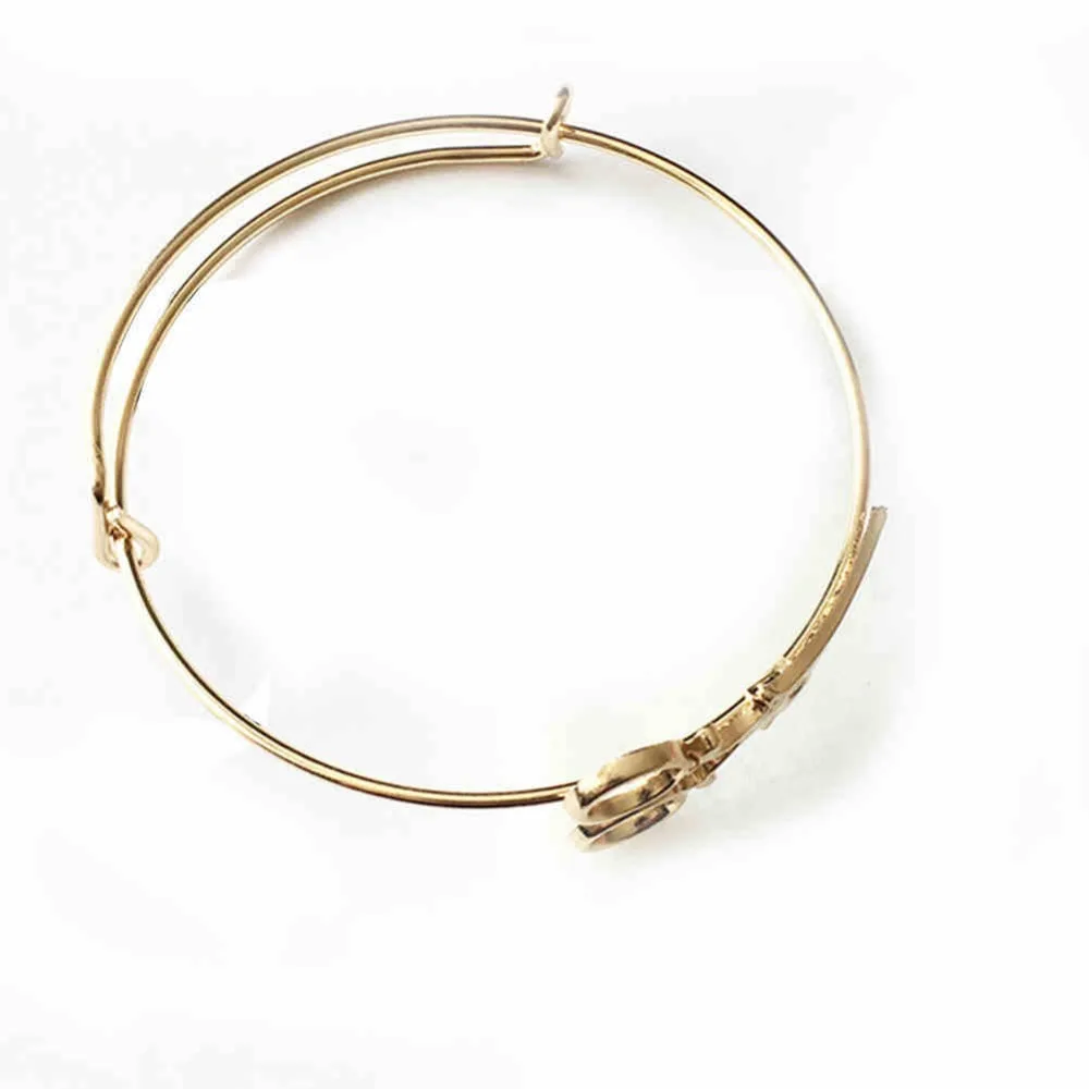 273868_no-logo_273868-2-04