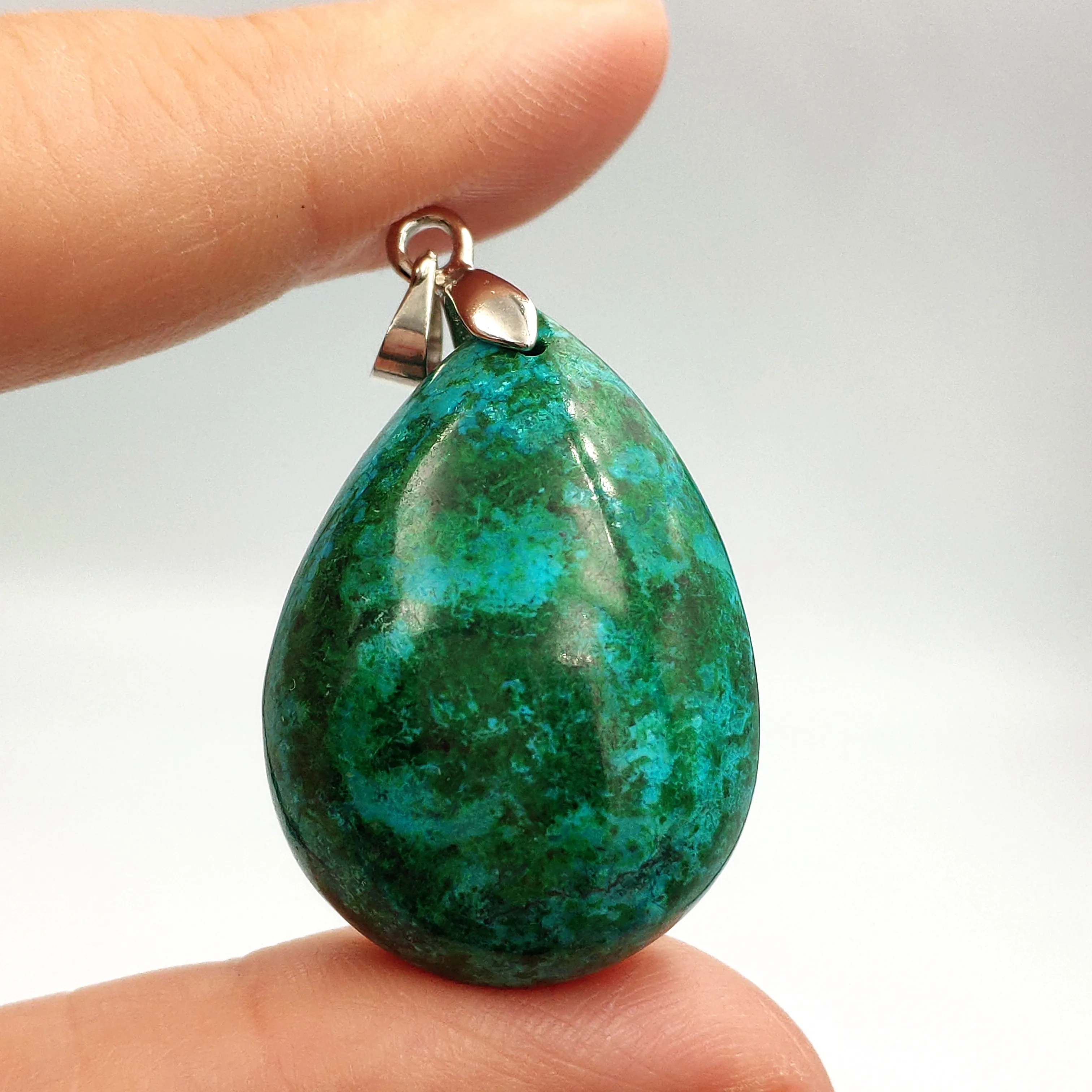 

Genuine Natural Gold Obsidian Flash Light Women Men Pendant 45mm Carved Pi Xiu Design Natural Stone Necklace Drop Shipping