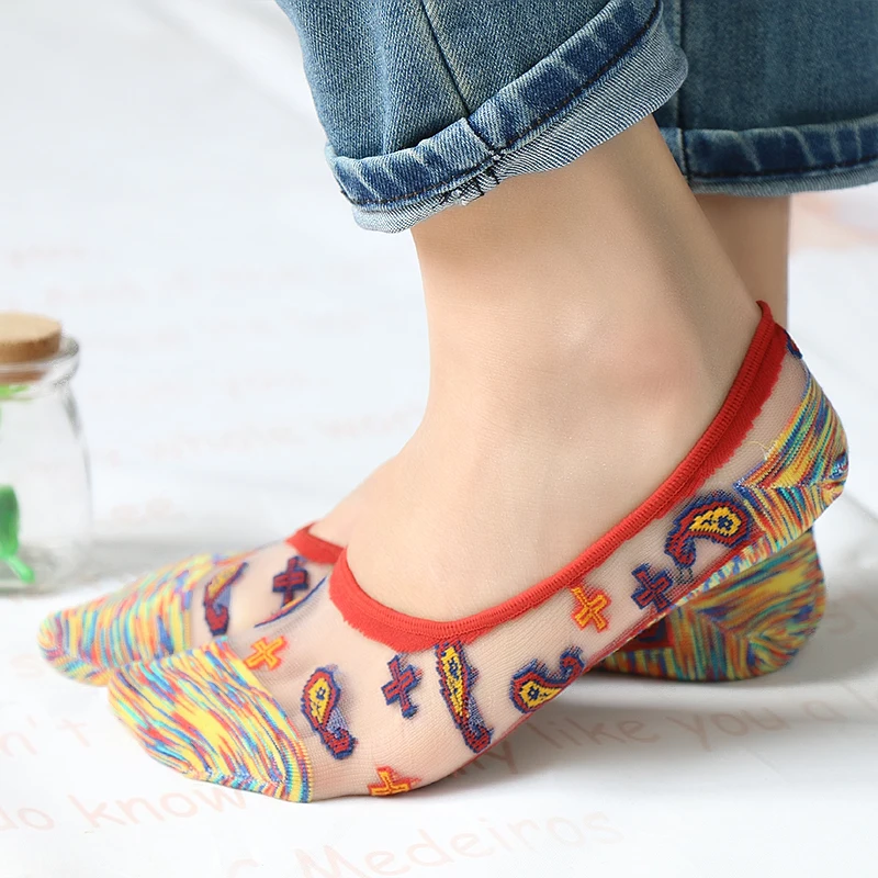 

2 Pairs/Lot Woman Spring Chinese Restored Tie-Dye Embroider Crystal Silk Sock Slippers Ladies Thin Casual Invisible Boat Socks