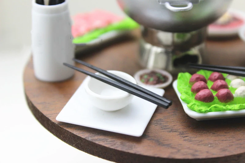 

New 1:12 dollhouse miniature Mini Eating tool chopsticks Kitchen doll accessories toy for forest animal family collectible Gift