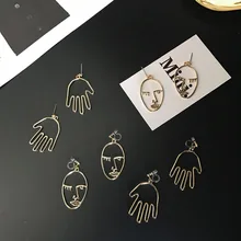 2017 New Trend Fashion Gold Tone Face Hand Statement Dangle font b Earrings b font For