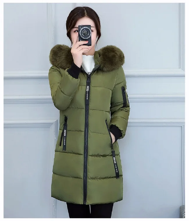 Парки mujer Модные женские зимние пальто корейский женский длинный участок тонкий длинный меховой воротник пуховик Зимнее пальто - Цвет: Army Green