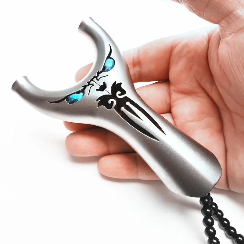 

Powerful TC21 Titanium Alloy Slingshot with Rubber Band Professional Shooting Catapult Outdoor Hunting sling shot new 2019