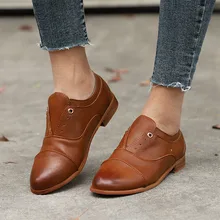 Женская обувь на низком каблуке; обувь из мягкой кожи в стиле ретро; женская обувь на платформе без застежки; повседневная классическая женская обувь на квадратном каблуке с острым носком