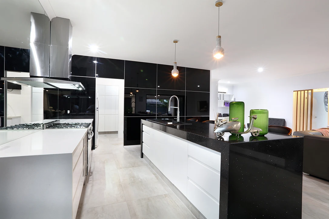 Factory Outlets High quality Modern kitchen cabinet designs modern complete kitchen cabinets sets