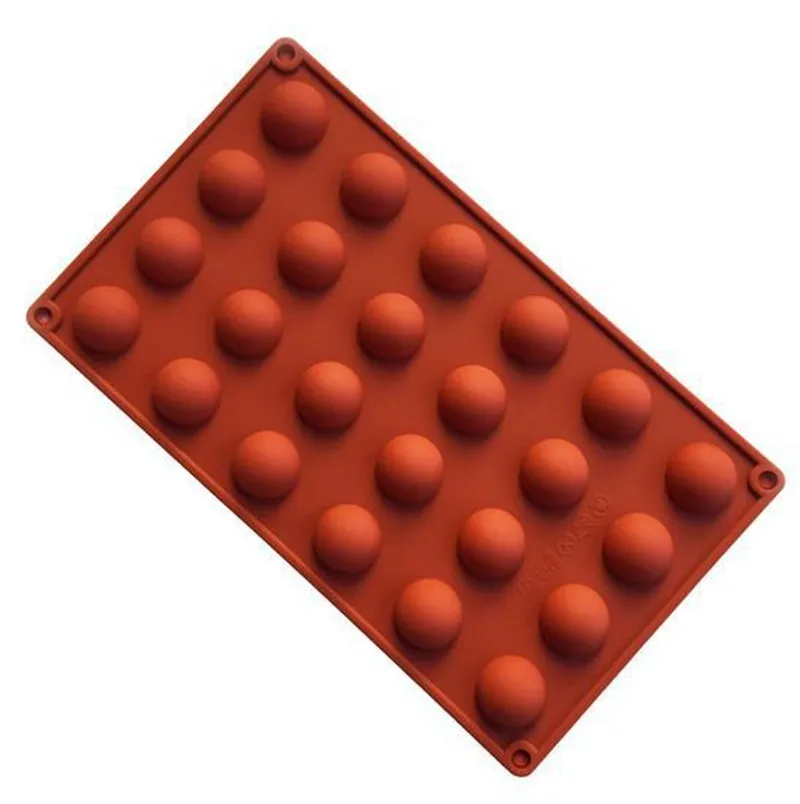 3708093074_1098838079