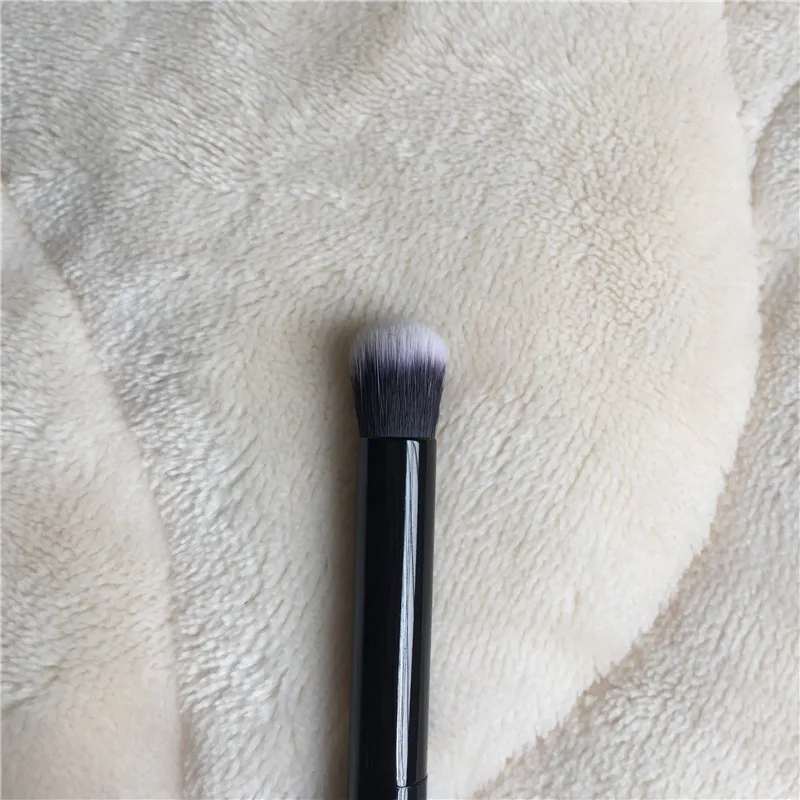Double-Ended Eye Contour Makeup Brush - BLACK Shade Light Eye Shadow Smudge Smokey Liner Blending Beauty Makeup Tool 6
