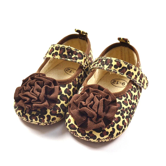 S012 Very Cute children's shoe brown leopard dot Baby Shoes color