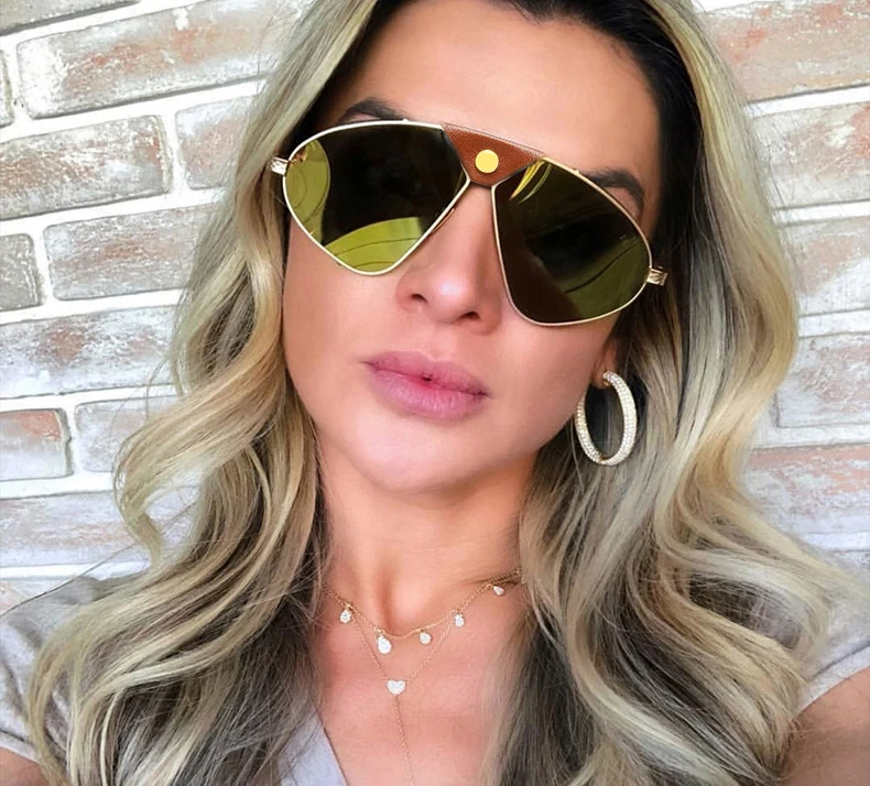 10349398621_178014656