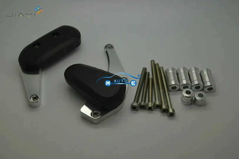 AT-CNCESCFS-GSXR 1000 09-14-Set-Silver-2
