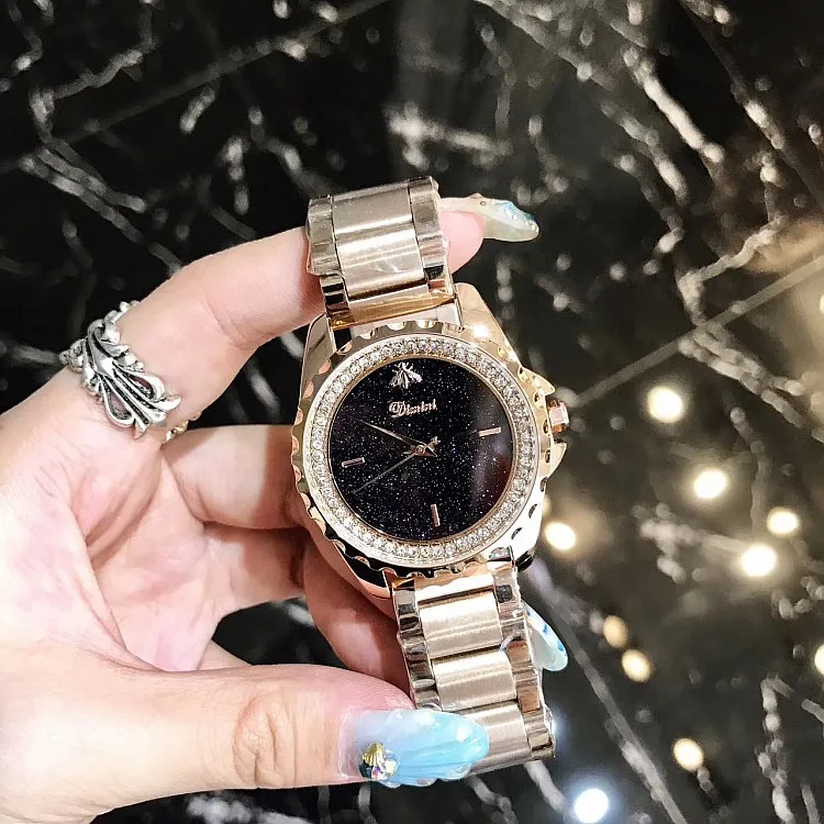 

Top Brand 2019 Luxury Diamond Wrist Hand Crystal Fashion Quartz Watch For Women Stylish Ladies Girls Watches Female Wristwatch