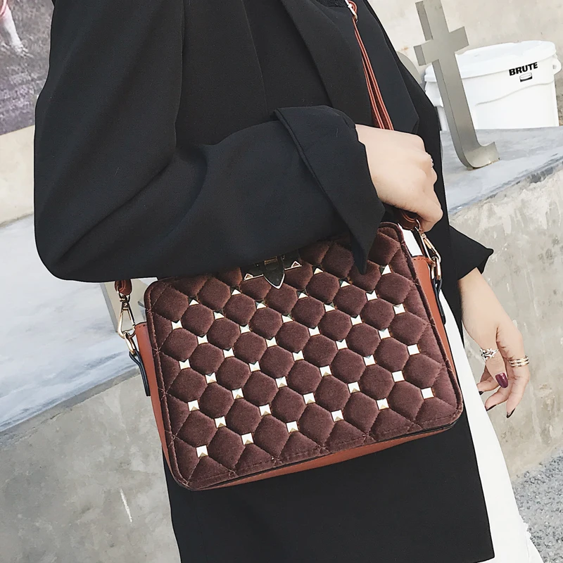 Velluto brown Femminile Borsa rosso Inverno Spalla Rosa Piazza Donne Rivetto Della Del Progettista Sacchetto Il Delle Modo colore Nero Qualità Alta Messaggero 2018 Nuovo Signore Di Plaid xI0gAg