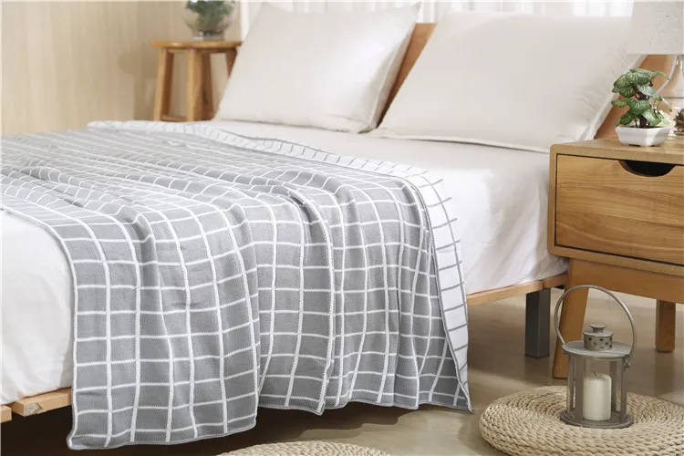 knitted blanket (20)