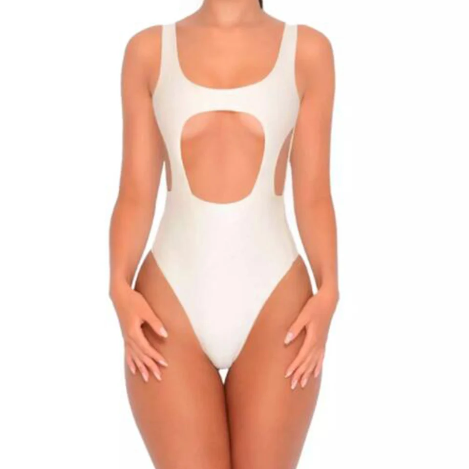 036 swimsuit 01