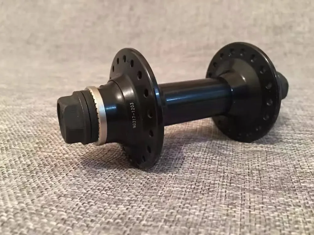 

bmx hubs 7075 36h 210g very light made in Taiwan