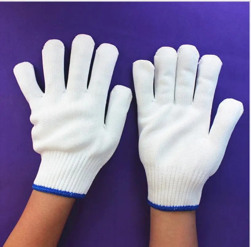 

A grade white nylon gloves wear-resistant cut-proof gloves labor insurance