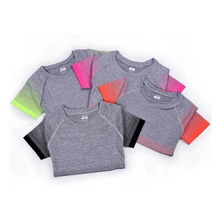 Градиент Цвет Для женщин быстросохнущие футболки Фитнес Йога работает обучение Для женщин с короткими рукавами одежда