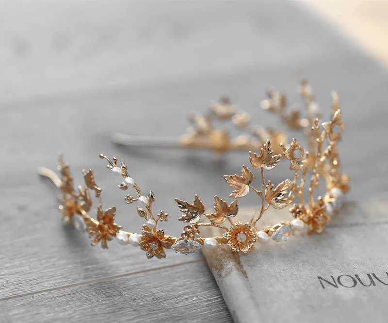 

Tiaras And Crown Vintage Crystal Zirconia Pearl Princess Headband Flower Leaf Engagement Wedding Hair Accessories Bridal Jewelry