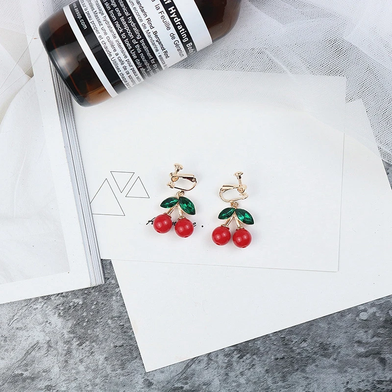MISANANRYNE милые Вишенки Висячие серьги для женщин девочек 2 стиля модные серьги Винтажные Ювелирные изделия Kawaii для девочек лучший подарок - Окраска металла: clip earrings