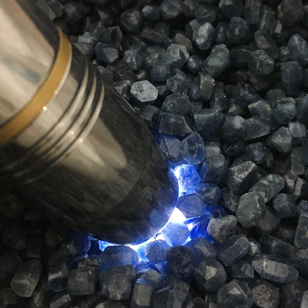 100 г голубой камень корунд, красный корунд, сапфир, рубин необработанный драгоценный камень рейки целебные кристаллы минералы образец для изготовления ювелирных изделий