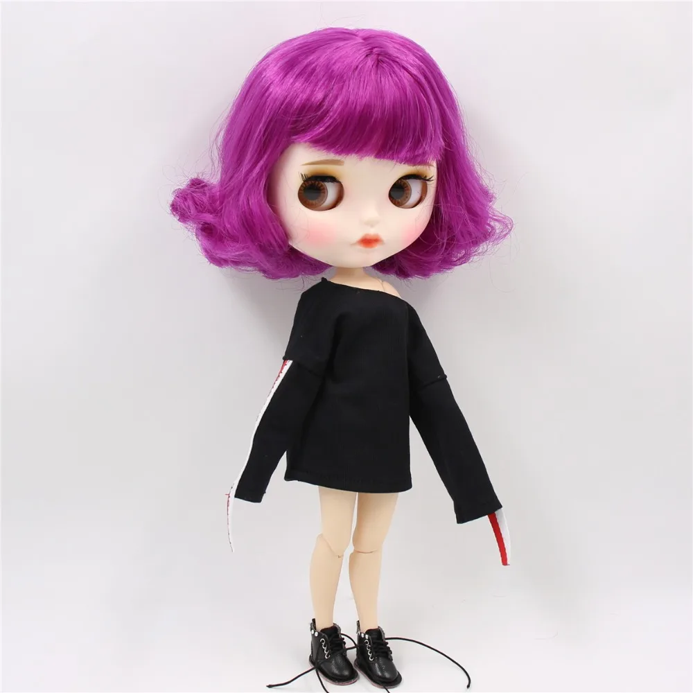 Gabriela – Premium Custom Neo Blythe Doll with Purple Hair, White Skin & Matte Pouty Face 3