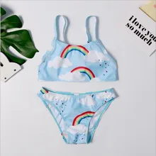 Легкий купальник из 2 предметов для девочек; голубой Радужный белый купальный костюм с облаками; модная пляжная одежда для детей; ; YZ19006
