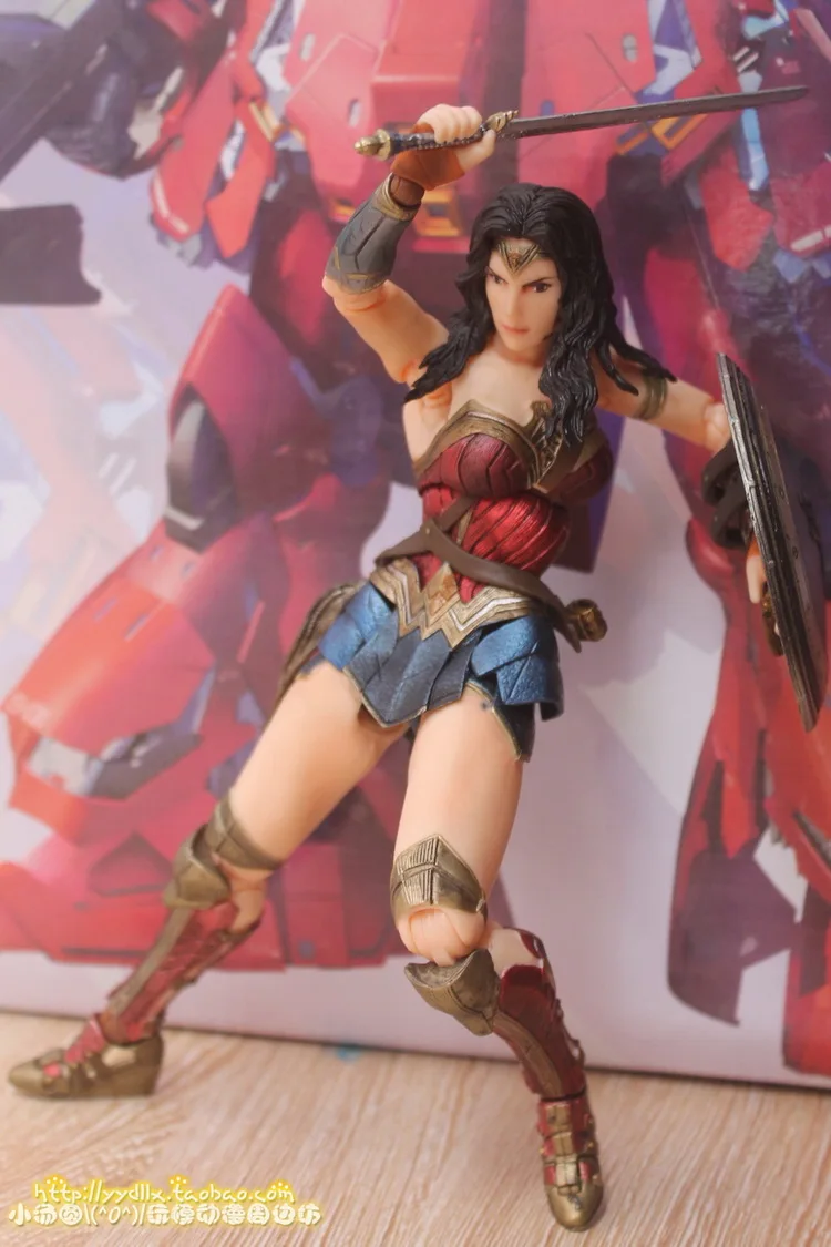 Play Arts Kai PA DC Comic Super Hero Wonder Woman Justice League Dawn Of Justice Batman vs Superman