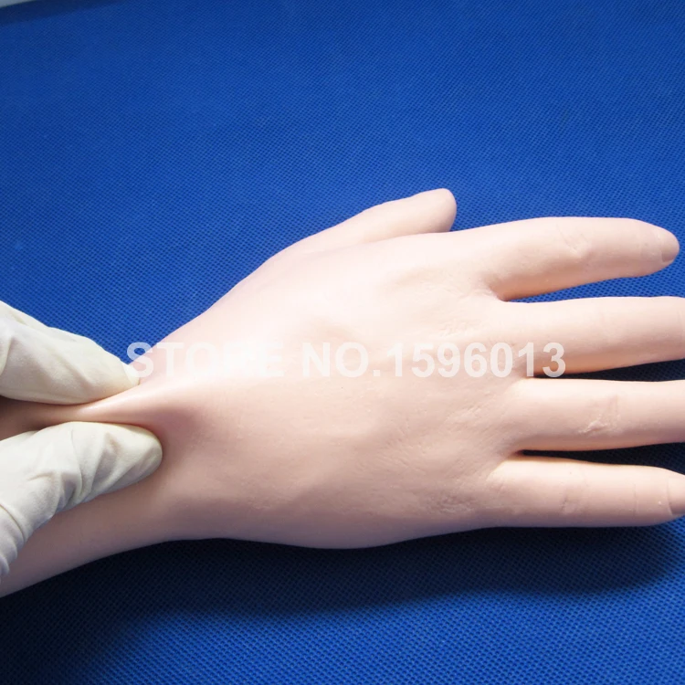 441 iv hands (1)