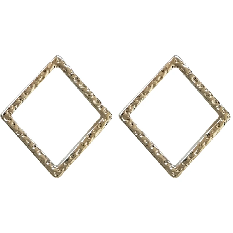 

Simple, geometric style, earring stud personalized, fashionable and feminine jewelry