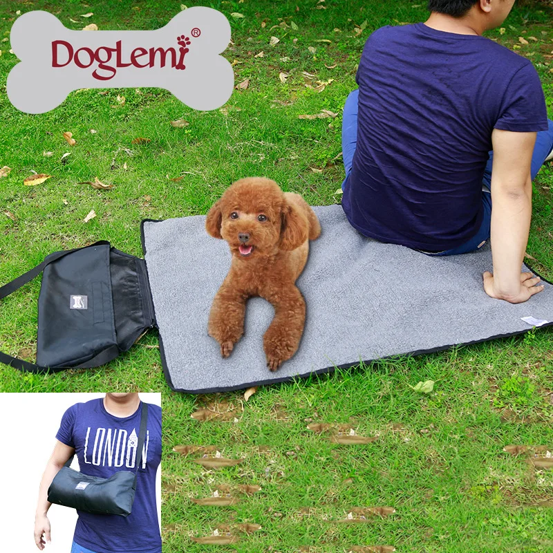 Multi function Portable Folding Outdoor Pet Blanket Warm Dog Mats