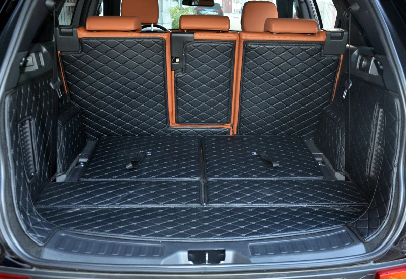 7 Seats with 3rd row folded Land Rover Discovery Boot Liner 2017 Tailored PVC 7 Seats with 3rd row folded Land Rover Discovery Boot Liner 2017 Tailored PVC