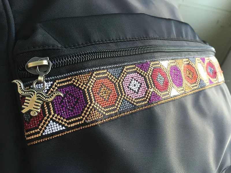 HTB1yF9gg4jaK1RjSZFAq6zdLFXaJ