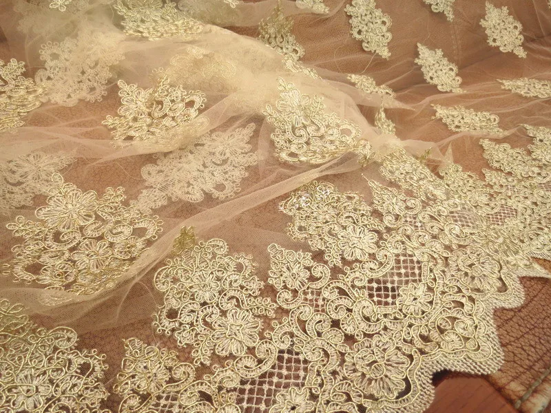 

Upscale 120 cm wide light beige bone spur lace car full of gold lace fabric, dress,clothing accessories, lace cloth