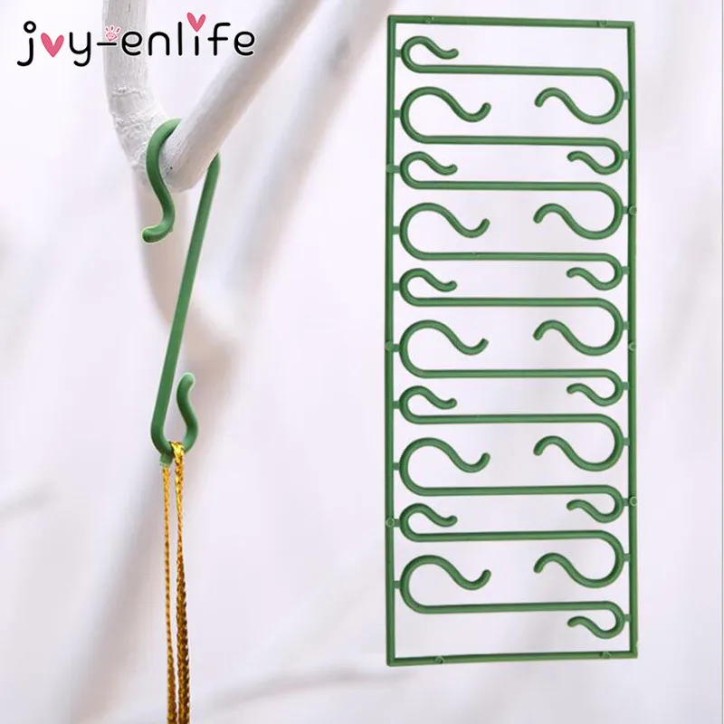 

30pcs Christmas Ornaments Hooks Christmas Tree Decoration Pendants Santa Claus Dolls Hanging Hooks for Home Xmas Decoration
