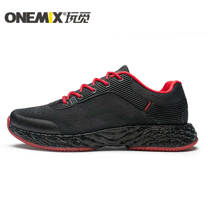 ONEMIX легкие кроссовки мощный отскок дышащие жаккардовые вамп нежные ощущения на ощупь мужские кроссовки Max 12,5 - Цвет: black red