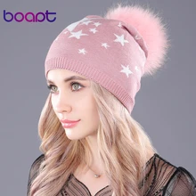 [boapt] крашение натуральный енот мех пушистый помпон головные уборы для женская шляпа зима шапка женский пол кепка шляпа черепа черепах пятиконечные звезды вязаный колпачки