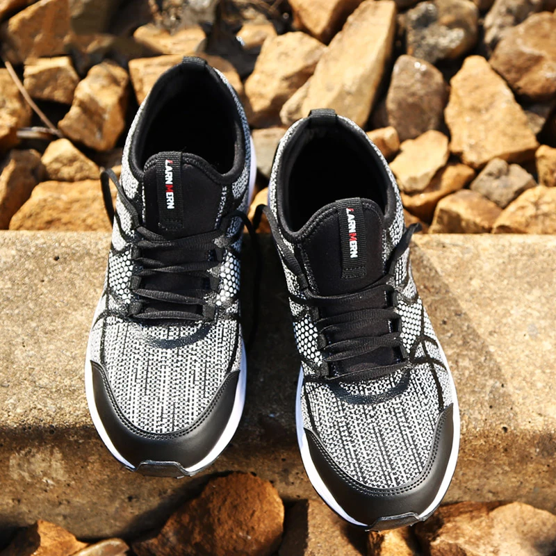 

LARNMERN Safety Shoes Steel Toe Work Shoes For Men Anti-smashing Lightweight Breathable Construction Sneaker With Reflective