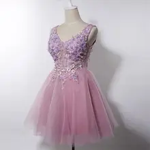 2017 Elegant Appliques Bridesmaid Dresses V Neck Lace Cap Sleeve A Line Knee Length Custom Made