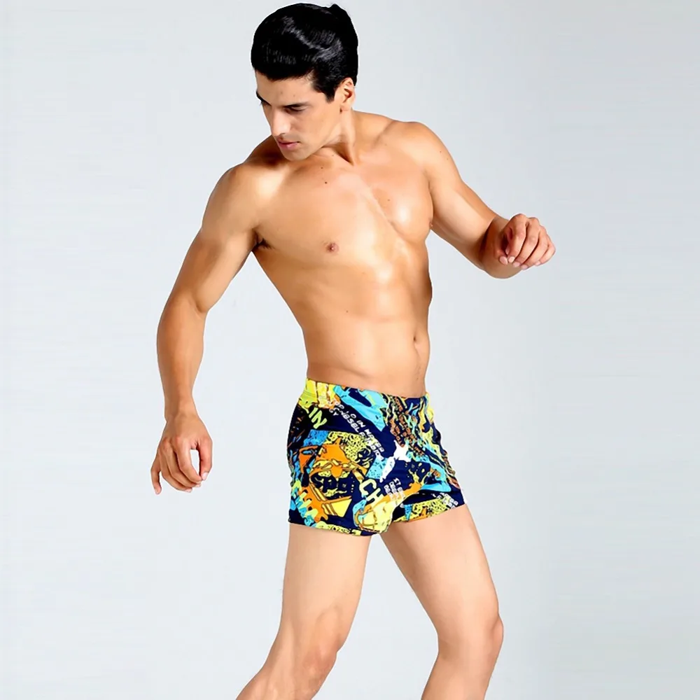 Мужские плавки со средней талией, сексуальные эластичные шорты, купальный костюм, летние мужские удобные пляжные плавки с принтом