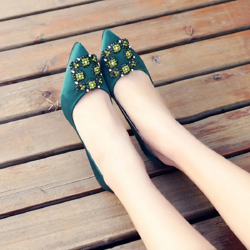 

Fashion Women Pumps 2019 Spring Autumn Red Bottom High Heels Shoes pointed Toe Brand Crystal Green Pink Black Satin Party Shoes
