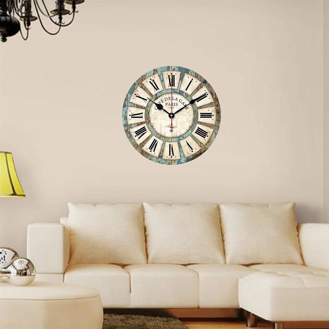 

Home Decoration European Style Vintage Creative Round Wood Wall Clock Quartz Bracket Clock for Living Room